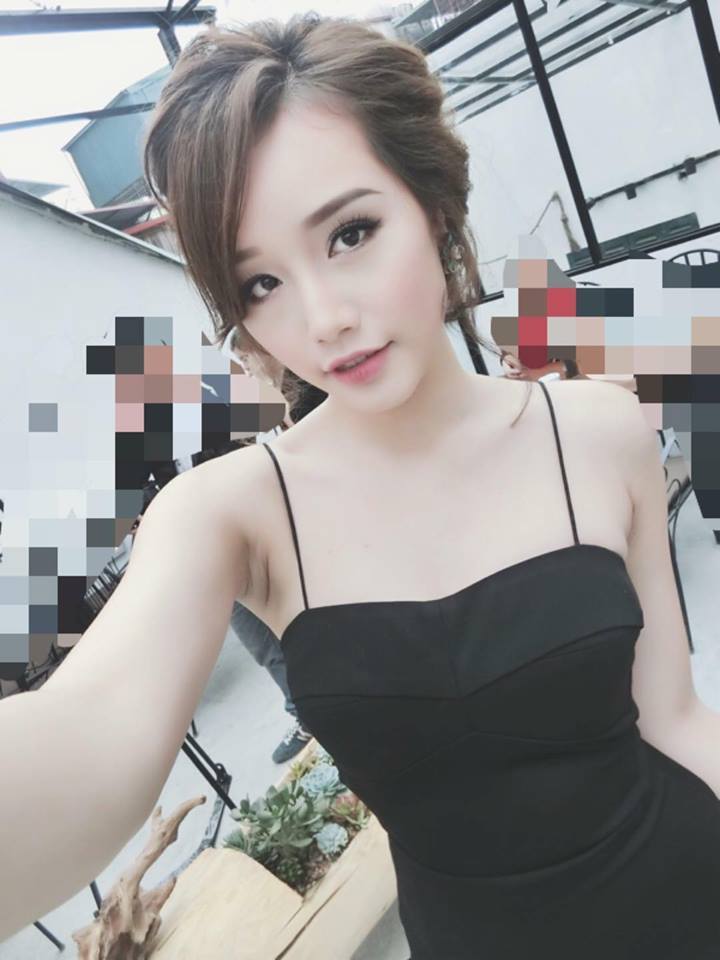 《爱的色放》正片